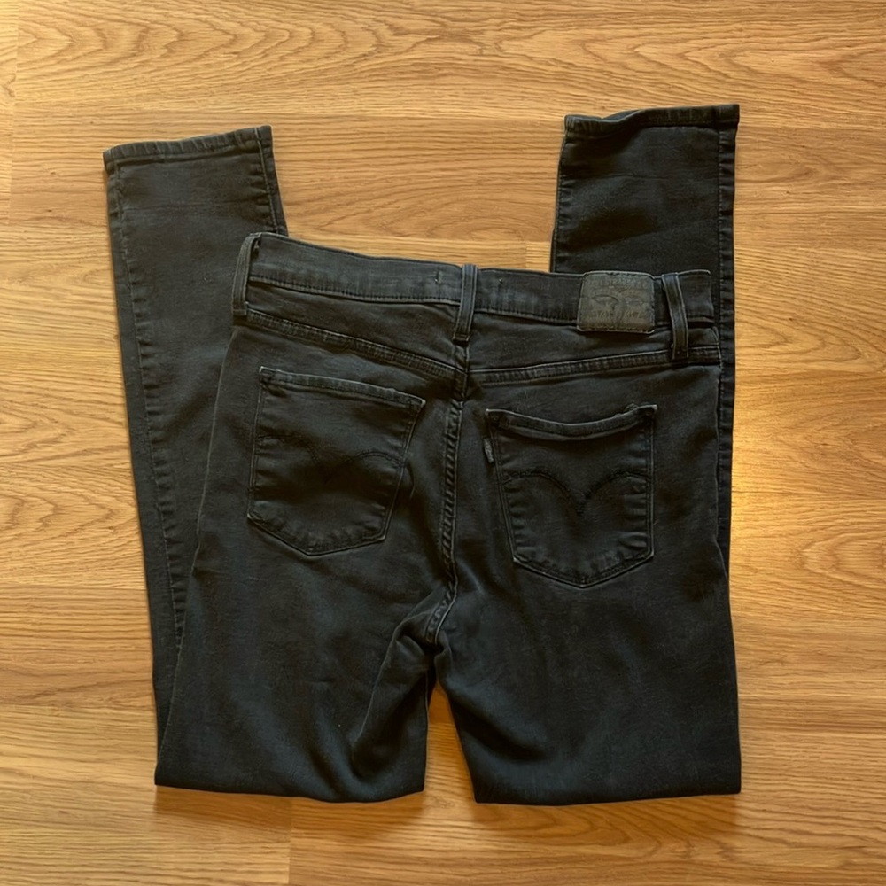 Women’s Levi’s 311 Shaping Skinny Jeans, Size 30